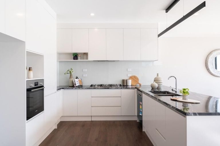 Photo of property in 32 Kea Road, Silverdale, 0932