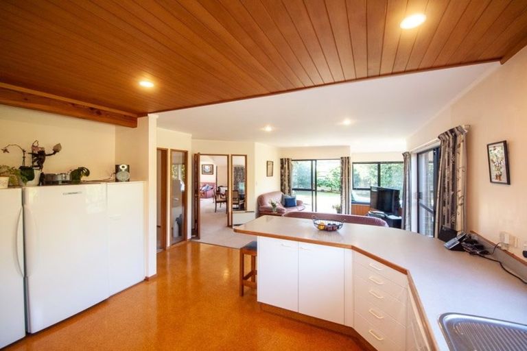 Photo of property in 181 Westchester Drive, Churton Park, Wellington, 6037