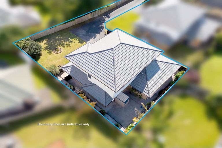 Photo of property in 48 Basra Drive, Henderson, Auckland, 0612