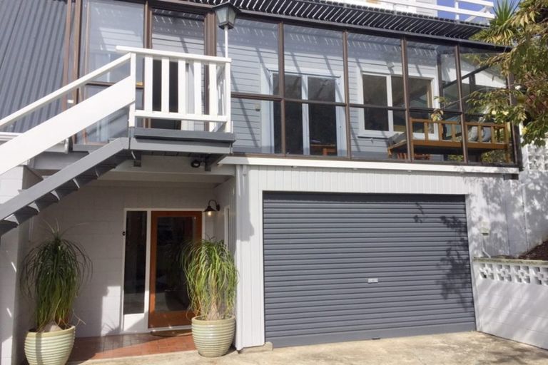 Photo of property in 96 Norfolk Street, Saint Clair, Dunedin, 9012