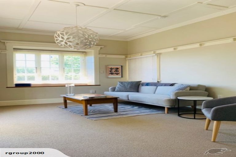 Photo of property in 18 Gladstone Road, Bluff Hill, Napier, 4110