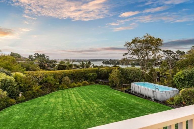 Photo of property in 12 Rame Road, Greenhithe, Auckland, 0632