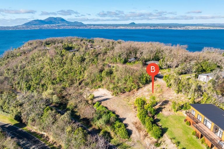 Photo of property in 9 Parawera Drive, Acacia Bay, Taupo, 3330