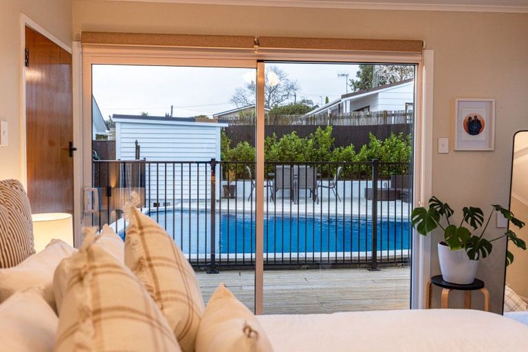 Photo of property in 56 Great North Road, Saint Johns Hill, Whanganui, 4500