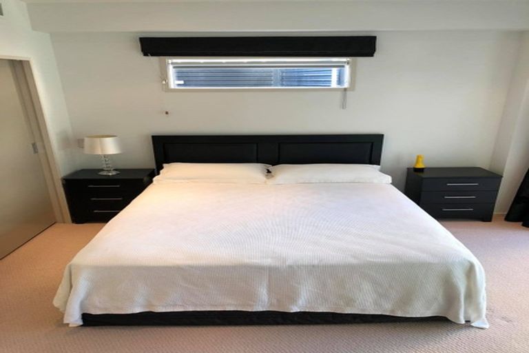 Photo of property in Summit Apartments, 4/184 Molesworth Street, Thorndon, Wellington, 6011