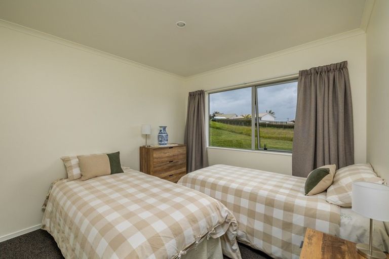 Photo of property in 3 Lori Lane, Coopers Beach, 0420