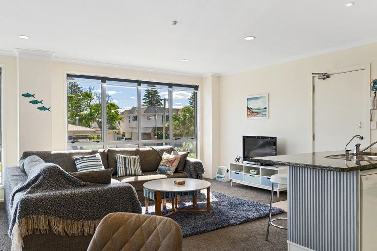 Photo of property in 6/19 Victoria Road, Mount Maunganui, 3116