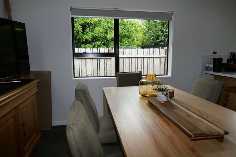 Photo of property in 88 Belvedere Avenue, Waikanae, 5036