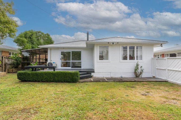 Photo of property in 8 Fenwick Crescent, Hillcrest, Hamilton, 3216