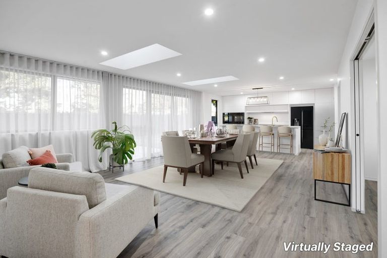 Photo of property in 74 Turuturu Road, Hawera, 4674