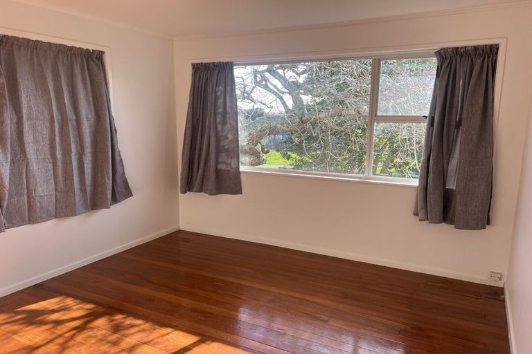 Photo of property in 37 Winsford Street, Manurewa, Auckland, 2102