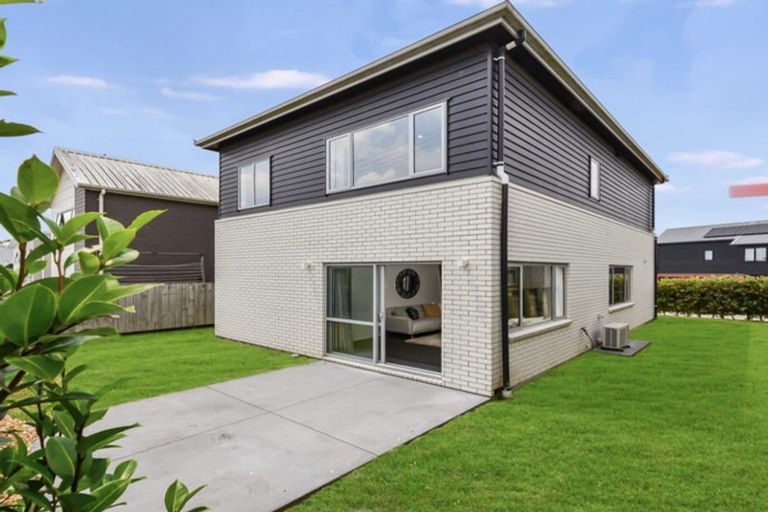 Photo of property in 10 Retallick Place, Flagstaff, Hamilton, 3210