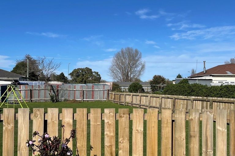 Photo of property in 2 Mackley Street, Wairoa, 4108
