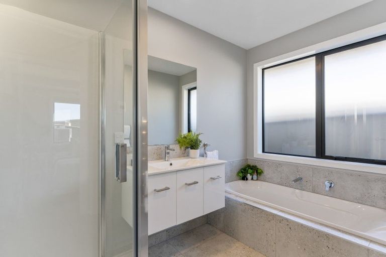 Photo of property in 12 Tawhai Crescent, Wharewaka, Taupo, 3330