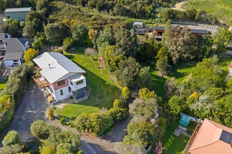 Photo of property in 6 Moana View Road, Waikawa, Picton, 7220