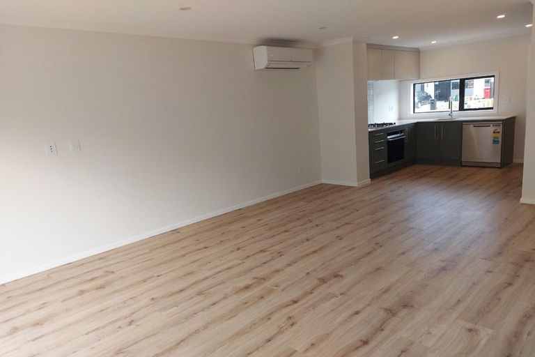 Photo of property in 10 Doug Jensen Street, Wallaceville, Upper Hutt, 5018