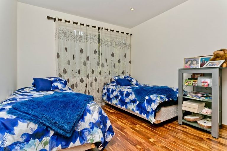 Photo of property in 16 Hobson Heights Road, Lucas Heights, Auckland, 0632