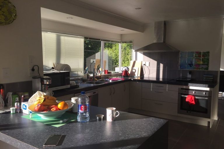 Photo of property in 12 Stanford Street, Albany, Auckland, 0632