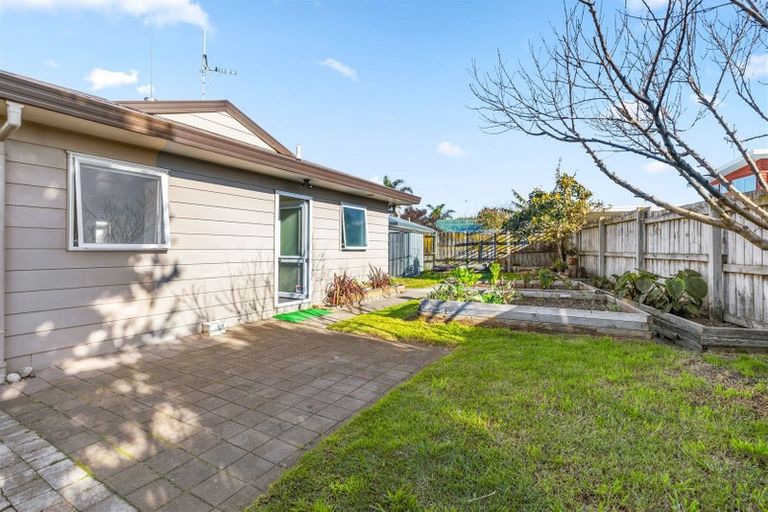 Photo of property in 17d Belray Place, Papamoa Beach, Papamoa, 3118