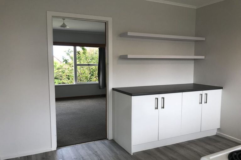 Photo of property in 2/497 Beach Road, Murrays Bay, Auckland, 0630