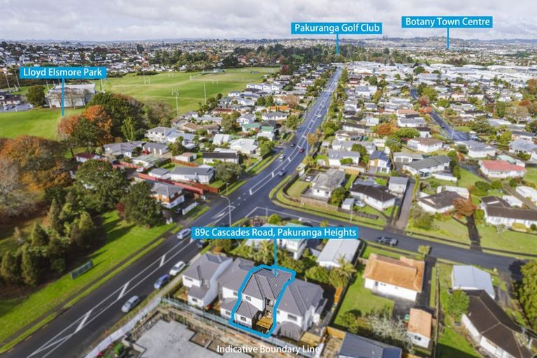 Photo of property in 89c Cascades Road, Pakuranga Heights, Auckland, 2010