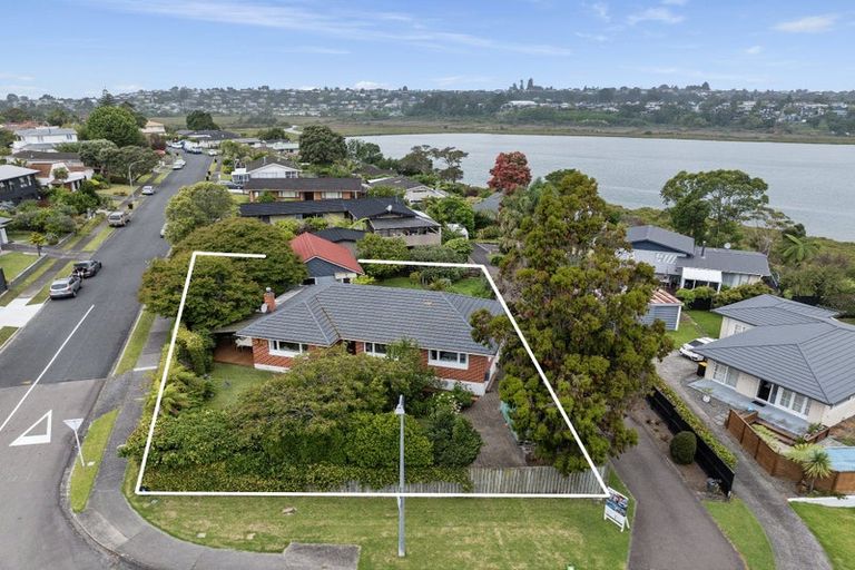 Photo of property in 2 Sunny Bay Road, Matua, Tauranga, 3110