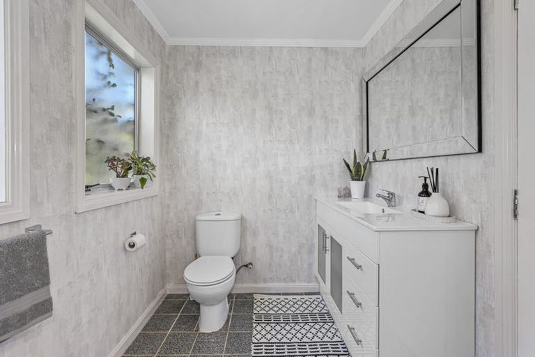 Photo of property in 20 Sunset Street, Hilltop, Taupo, 3330