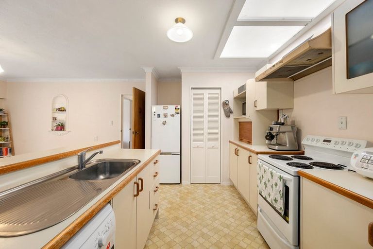 Photo of property in 282b Main Road, Tawa, Wellington, 5028