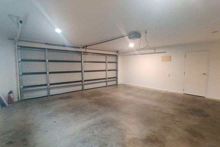 Photo of property in 36 Cyril French Drive, Flat Bush, Auckland, 2016