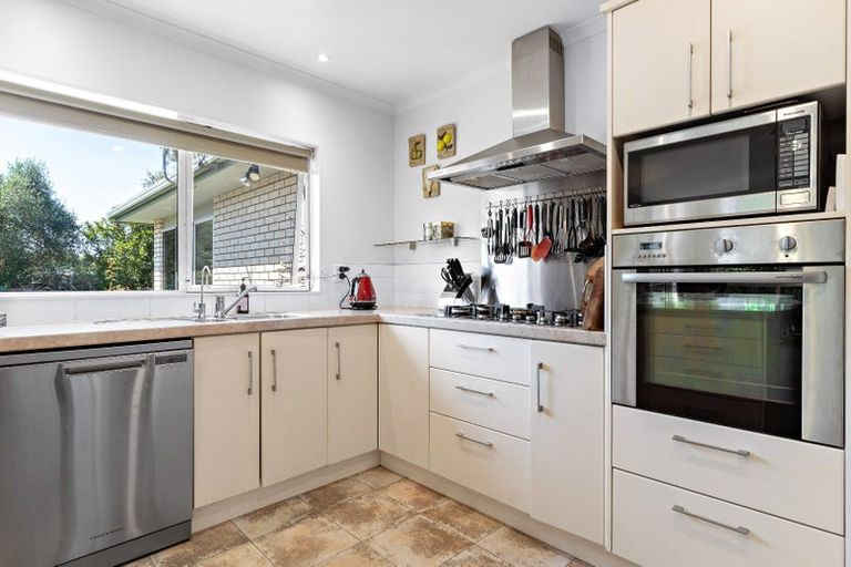 Photo of property in 11a Humphries Street, Greytown, 5712