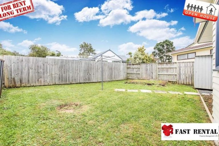 Photo of property in 11 Karepo Crescent, Ranui, Auckland, 0612