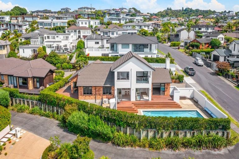 Photo of property in 51 The Ritz, Orewa, 0931