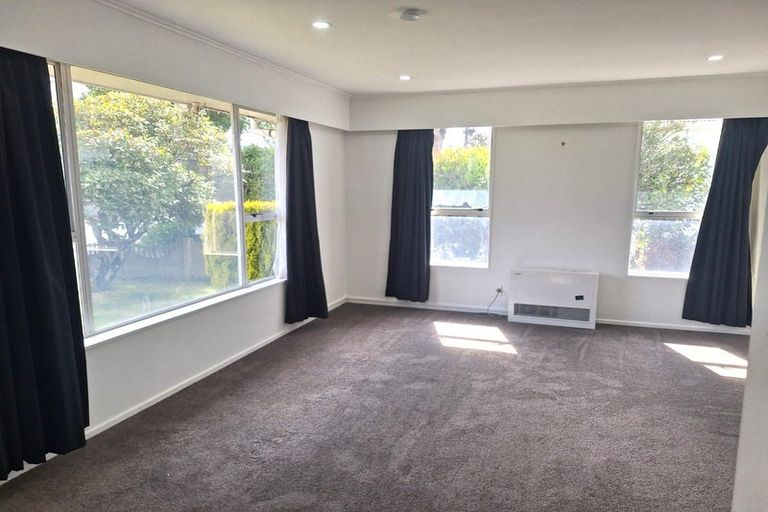 Photo of property in 1/35 Ararino Street, Trentham, Upper Hutt, 5018