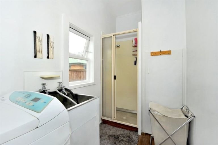 Photo of property in 8 Wainoni Road, Wainoni, Christchurch, 8061