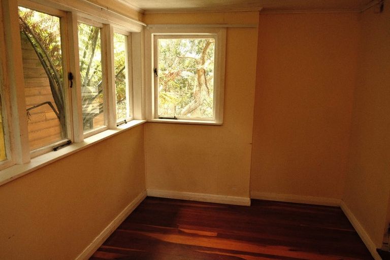 Photo of property in 19 Hadfield Terrace, Kelburn, Wellington, 6012