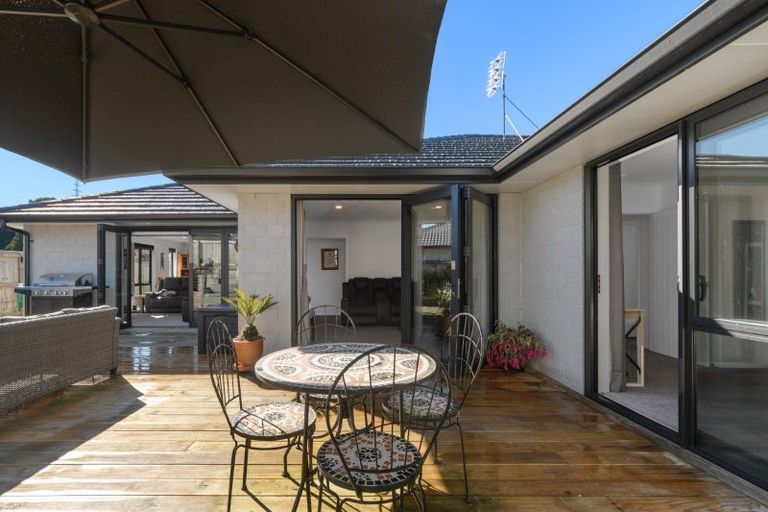 Photo of property in 138 Adler Drive, Ohauiti, Tauranga, 3112