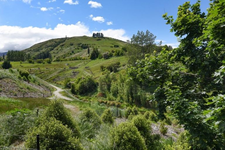 Photo of property in 37 Red Cottage Drive, Lake Hayes, Queenstown, 9304