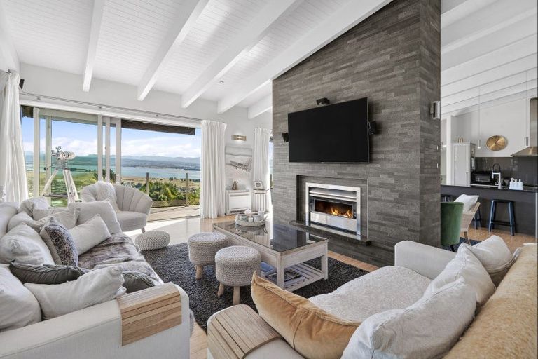 Photo of property in 28 Commodore Place, Britannia Heights, Nelson, 7010