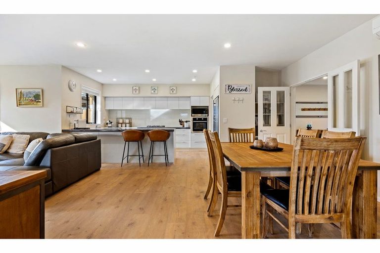 Photo of property in 4 Melville Crescent, Rolleston, 7614