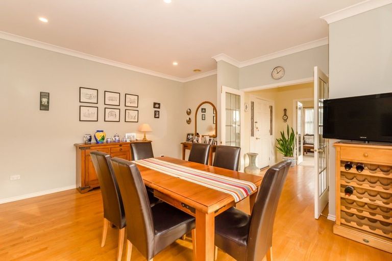 Photo of property in 105 Ngarara Road, Waikanae, 5036