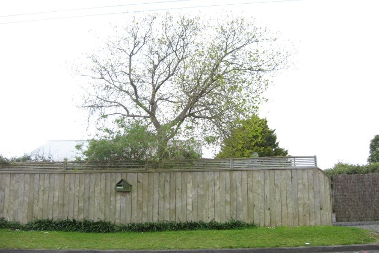 Photo of property in 45 Donnelly Street, Oakura, 4314