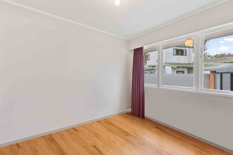 Photo of property in 7 James Place, Opaheke, Papakura, 2113