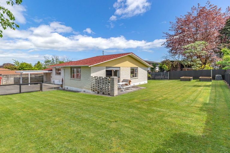 Photo of property in 97a Weraroa Road, Levin, 5510