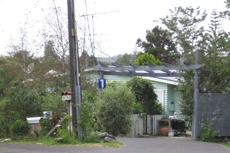 Photo of property in 3/49 Lancaster Road, Beach Haven, Auckland, 0626