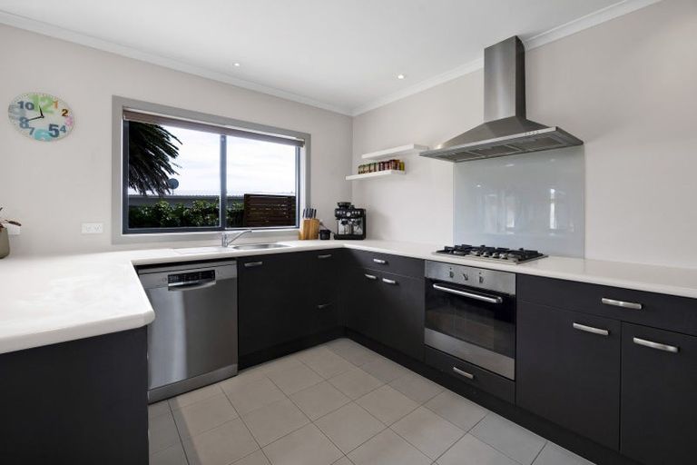 Photo of property in 5a James Drive, Bell Block, New Plymouth, 4312
