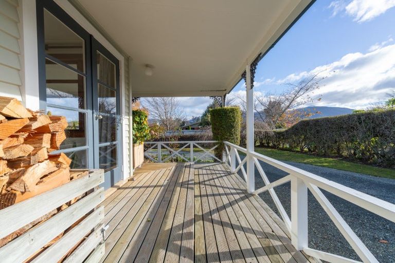 Photo of property in 10 Blairs Place, Te Anau, 9600