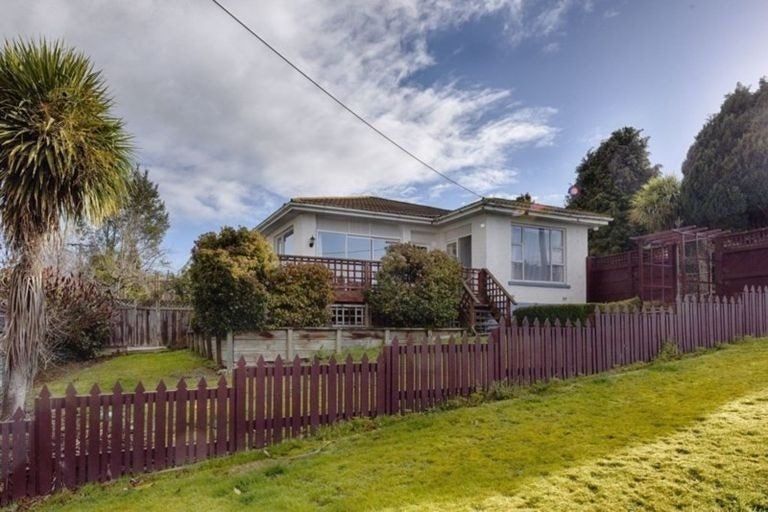 Photo of property in 82 Frank Street, Gore, 9710