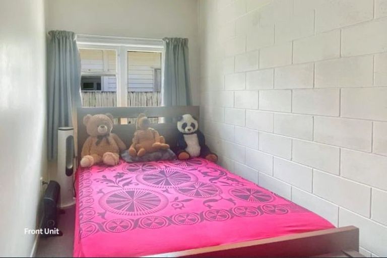 Photo of property in 10 Kamo Road, Regent, Whangarei, 0112