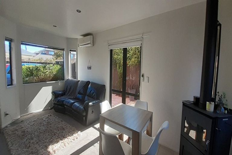 Photo of property in 17b Burke Street, Addington, Christchurch, 8024