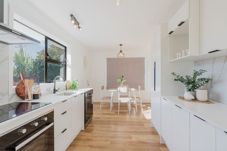 Photo of property in 27 Powells Road, Fairview Downs, Hamilton, 3214